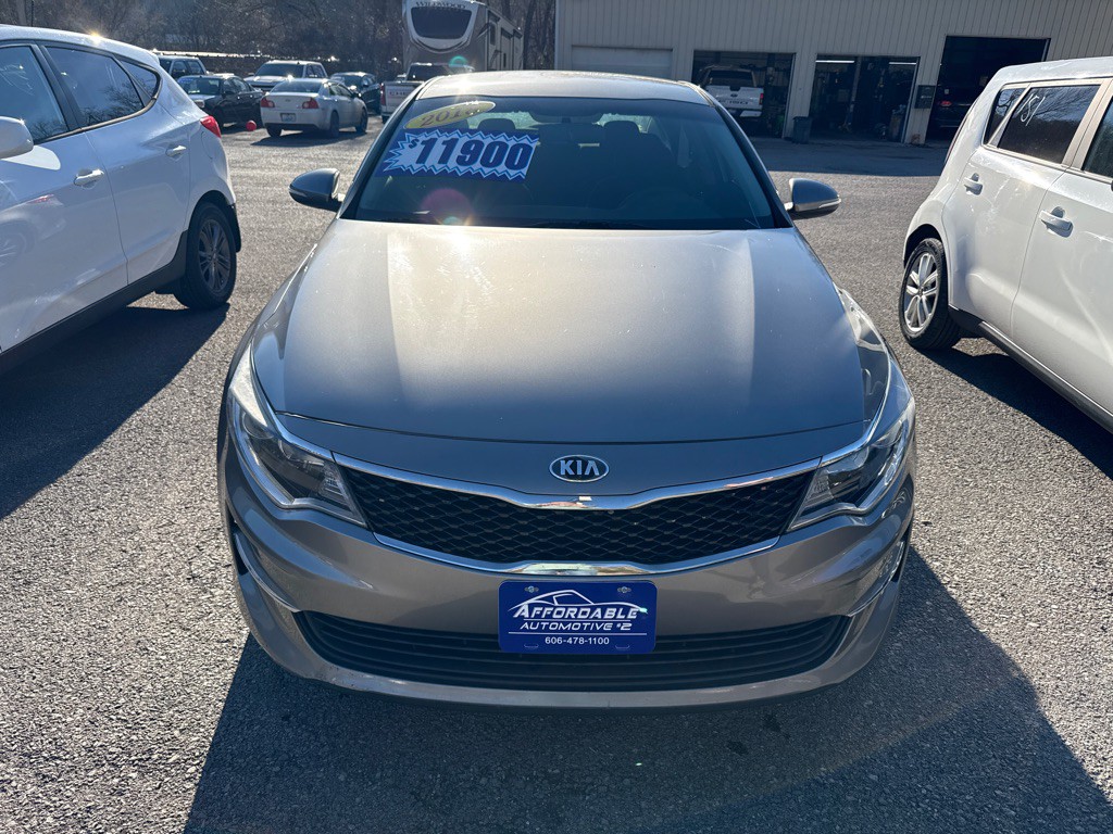2018 Kia Optima Image 2