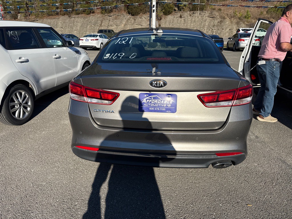 2018 Kia Optima Image 8