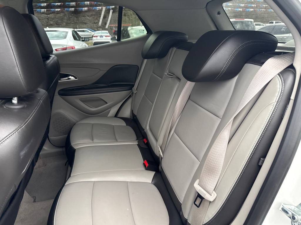 2016 Buick Enclave Image 8