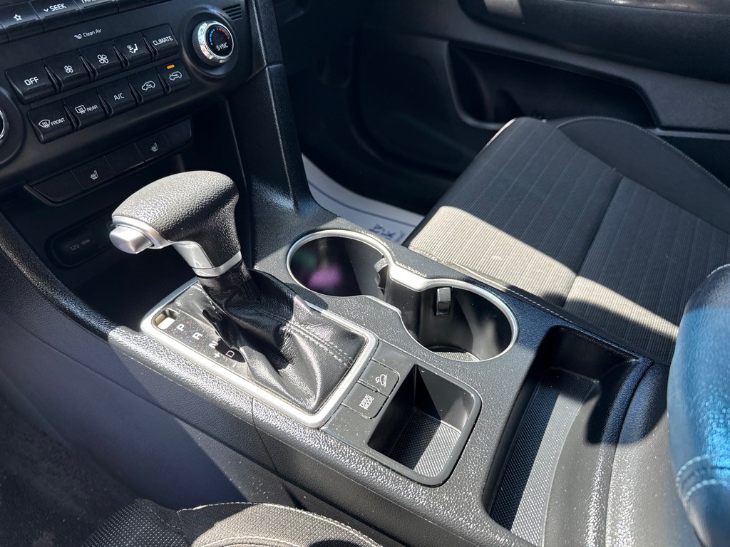 2022 Kia Sportage Image 8