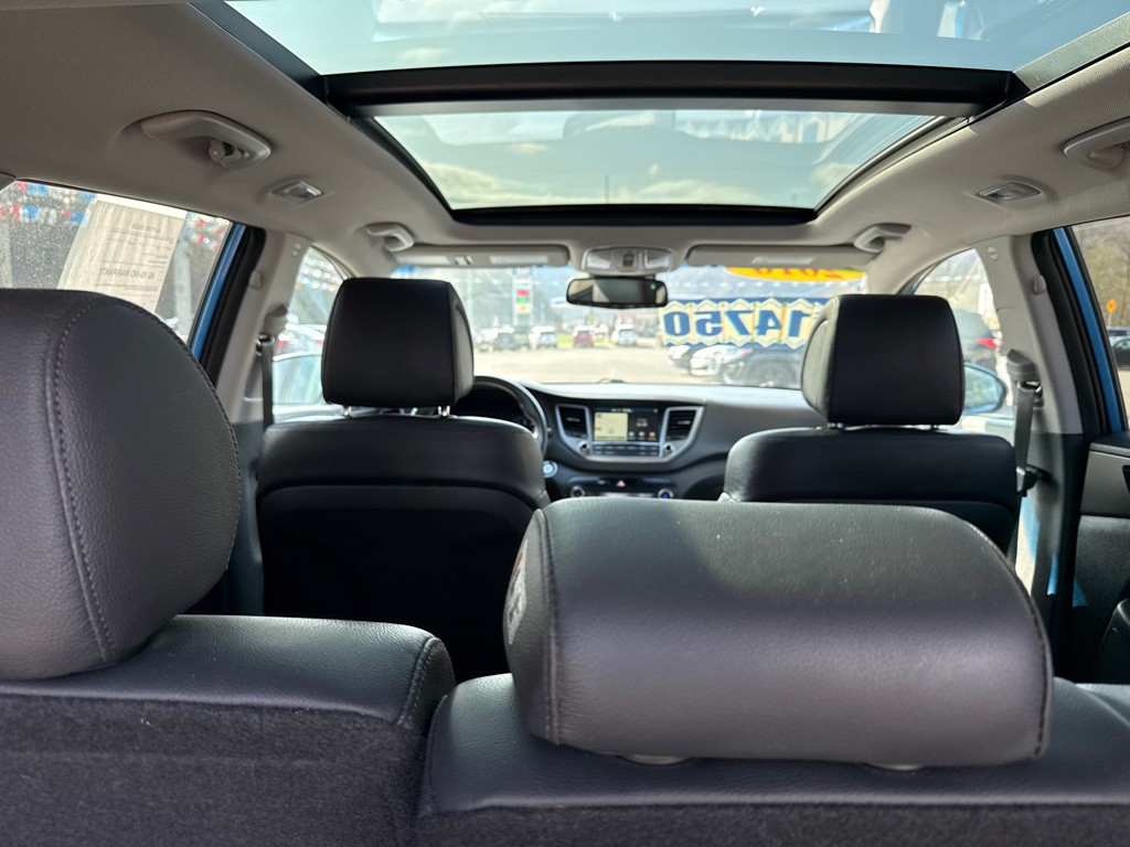 2016 Hyundai Tucson Image 15