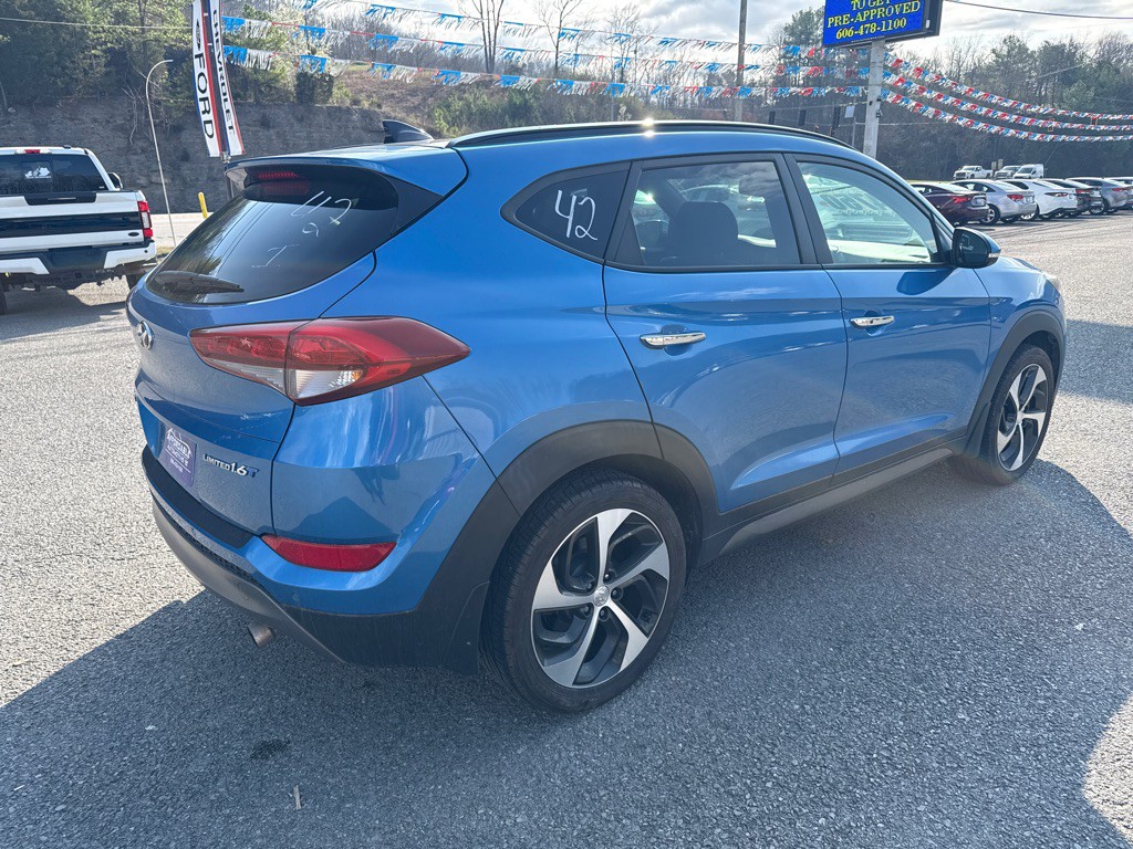 2016 Hyundai Tucson Image 17