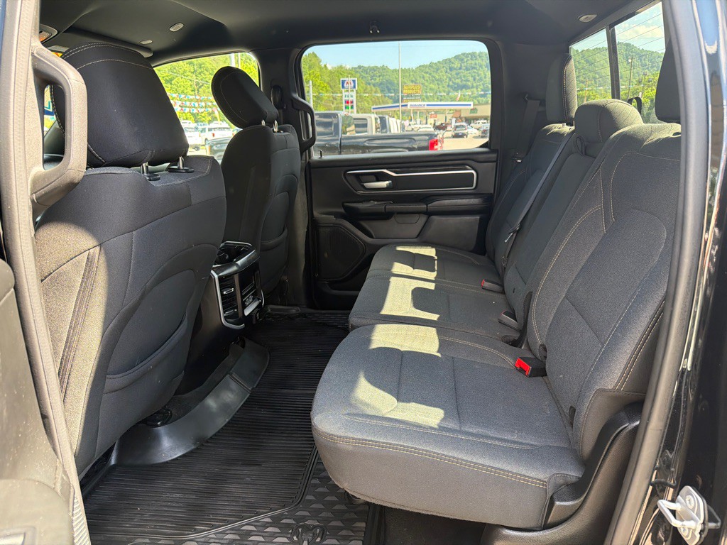 2021 RAM 1500 Image 8