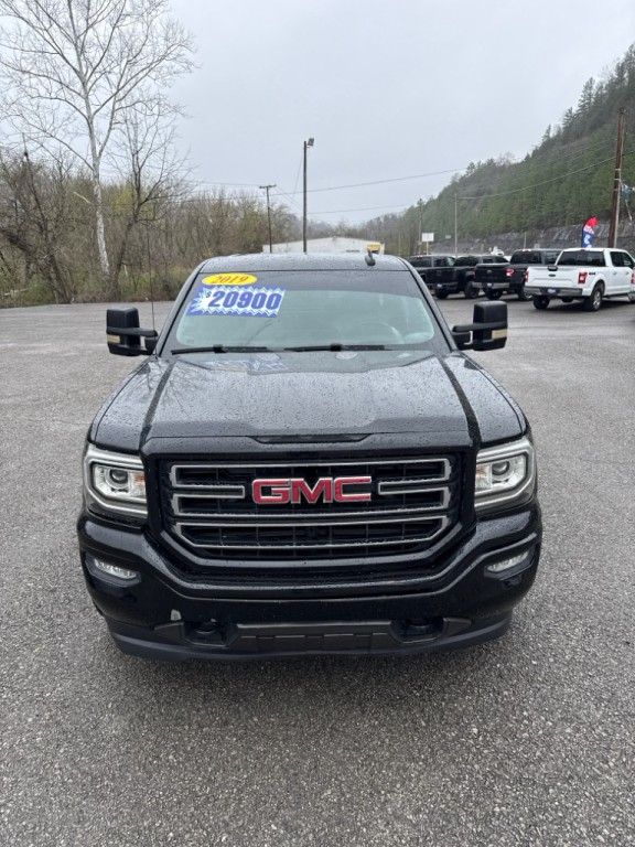 2019 GMC Sierra Image 1