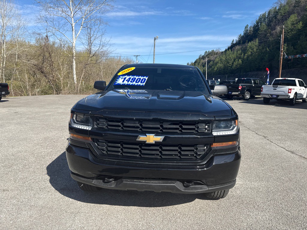 2016 Chevrolet Silverado 1500 Image 2