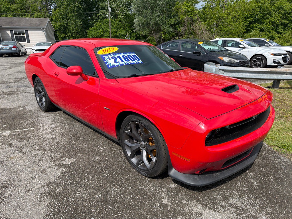 2019 Dodge Challenger Image 1