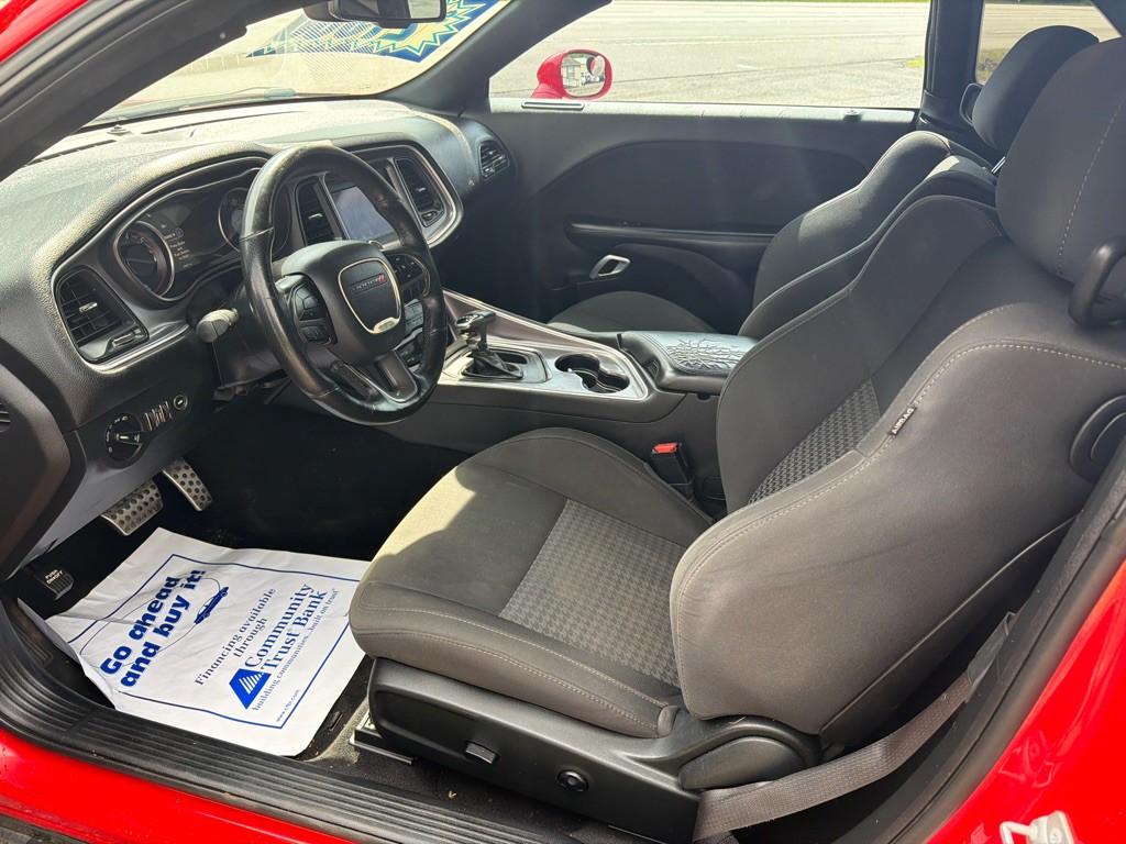 2019 Dodge Challenger Image 4