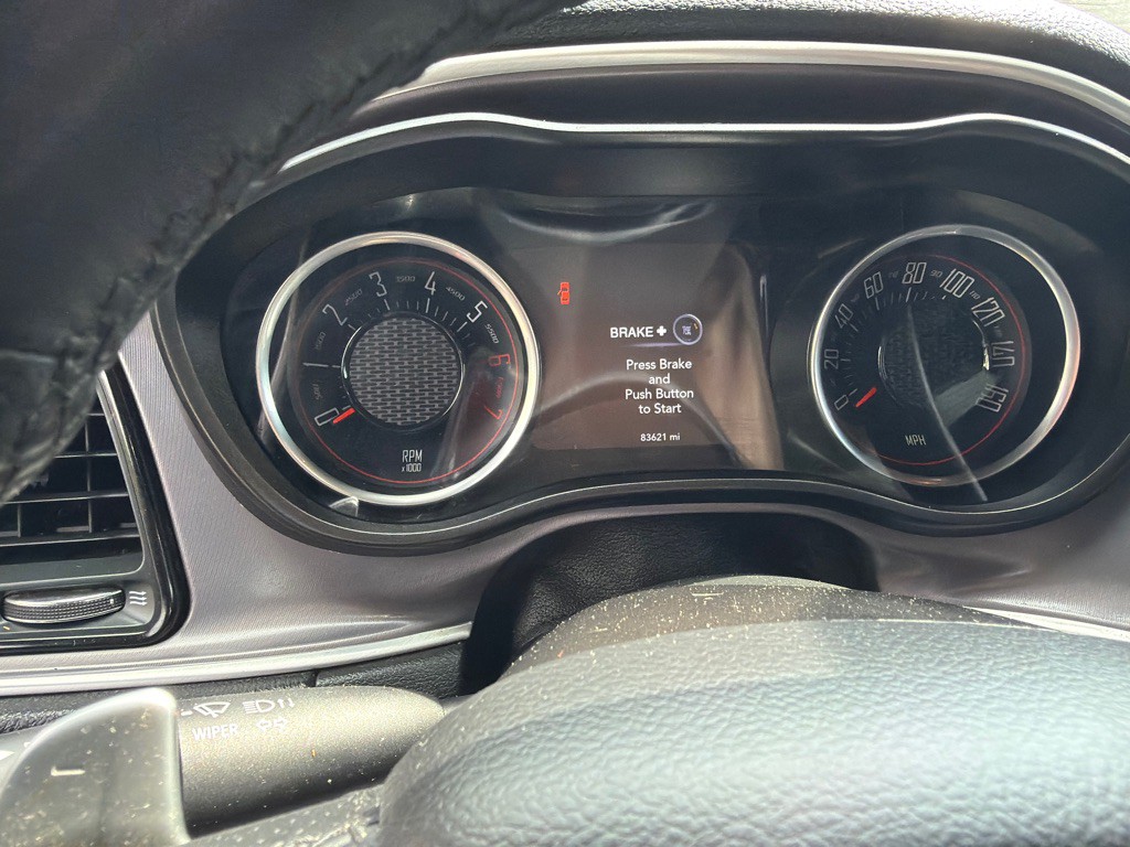 2019 Dodge Challenger Image 5