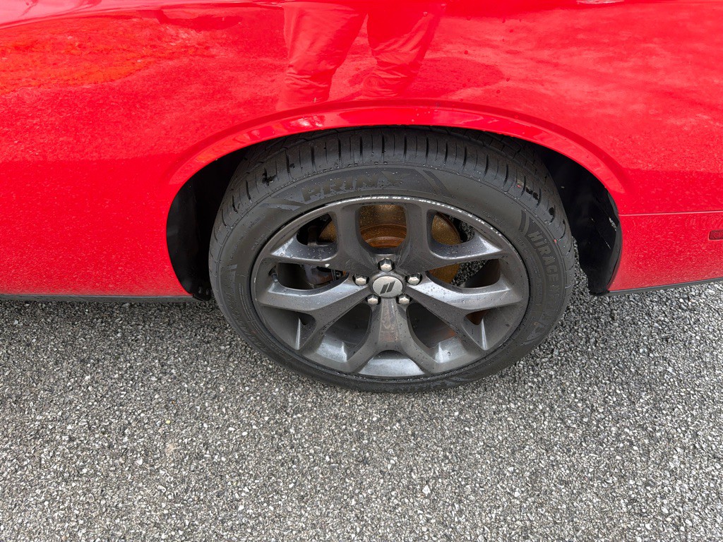 2019 Dodge Challenger Image 7