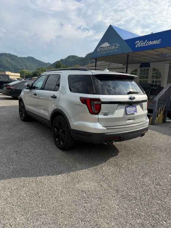 2019 Ford Explorer Image 5