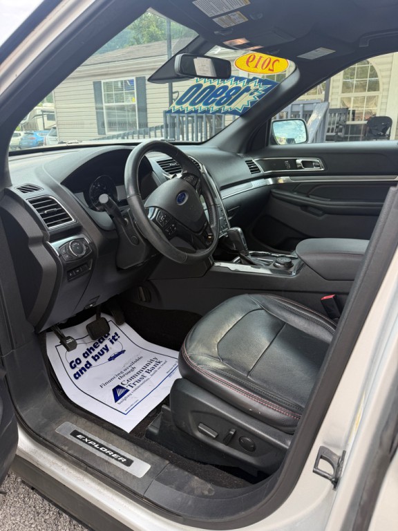 2019 Ford Explorer Image 9