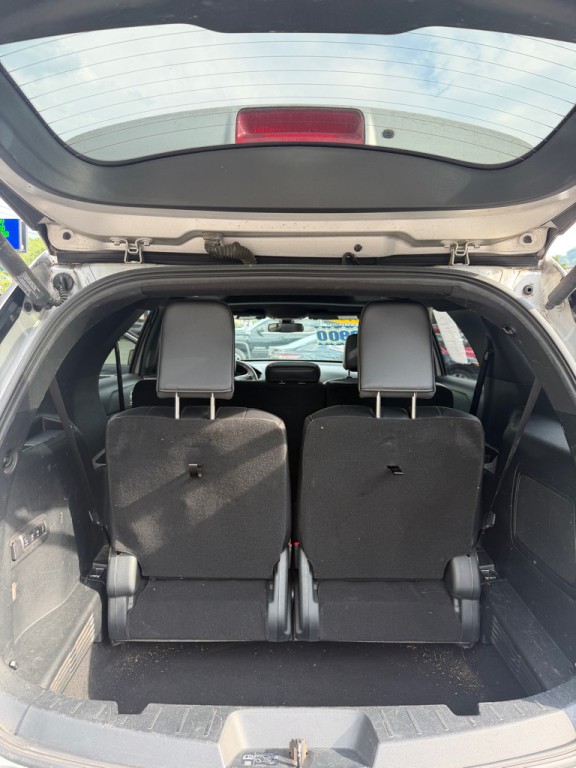 2019 Ford Explorer Image 12
