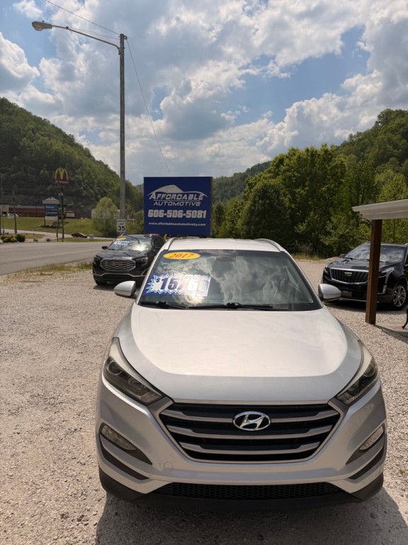 2017 Hyundai Tucson Image 2