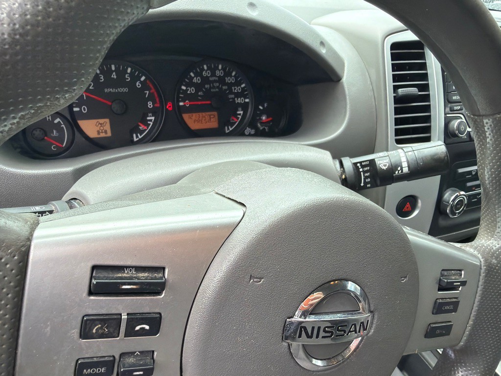 2017 Nissan Frontier Image 6