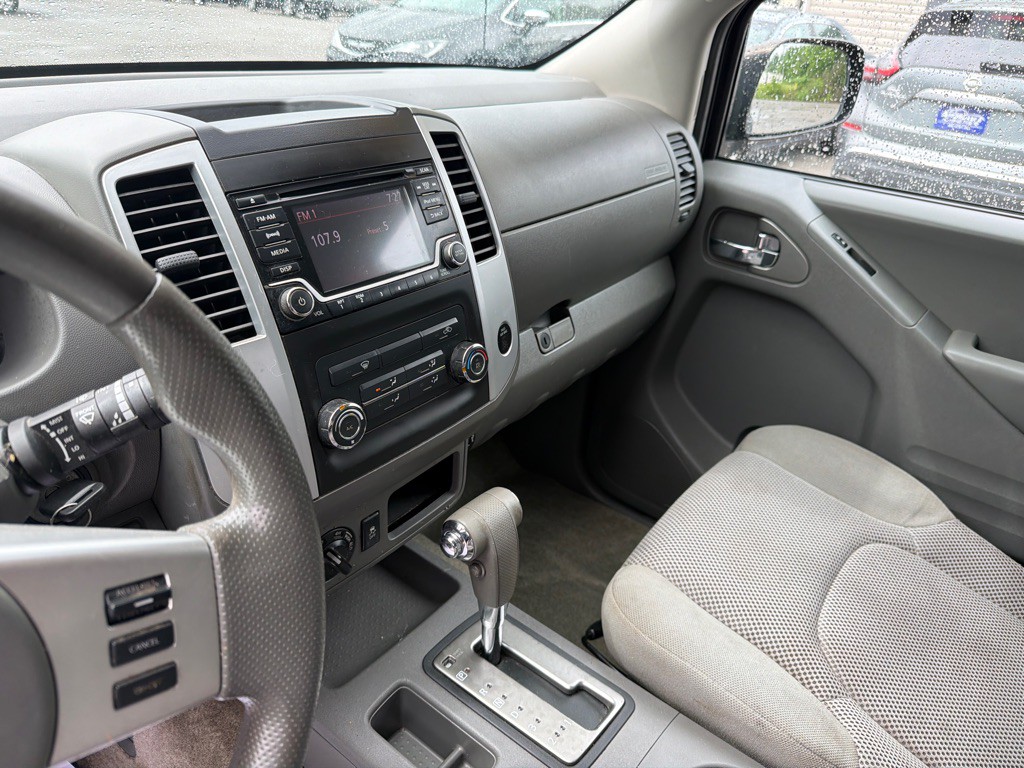 2017 Nissan Frontier Image 7