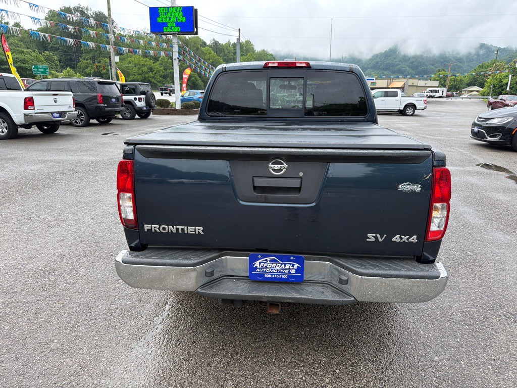 2017 Nissan Frontier Image 10