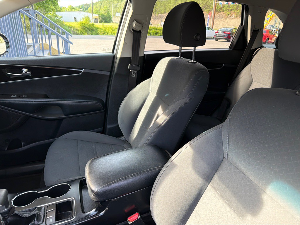 2019 Kia Sorento Image 6