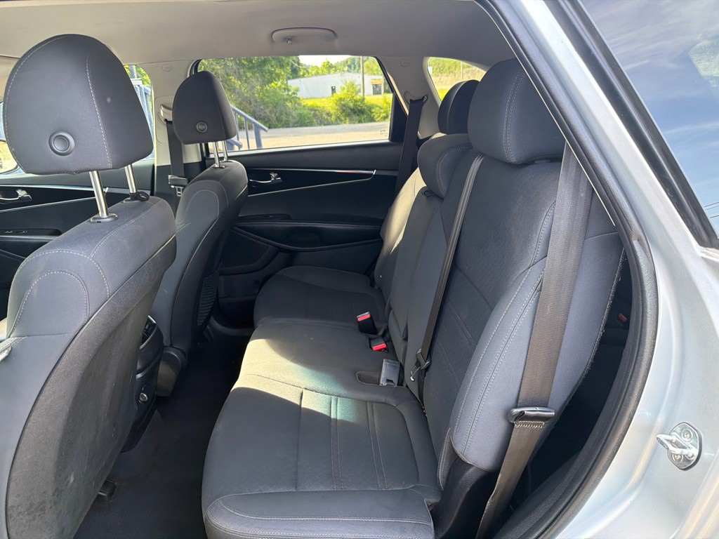 2019 Kia Sorento Image 7