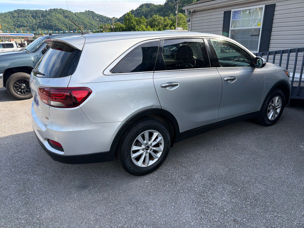 2019 Kia Sorento Image 12