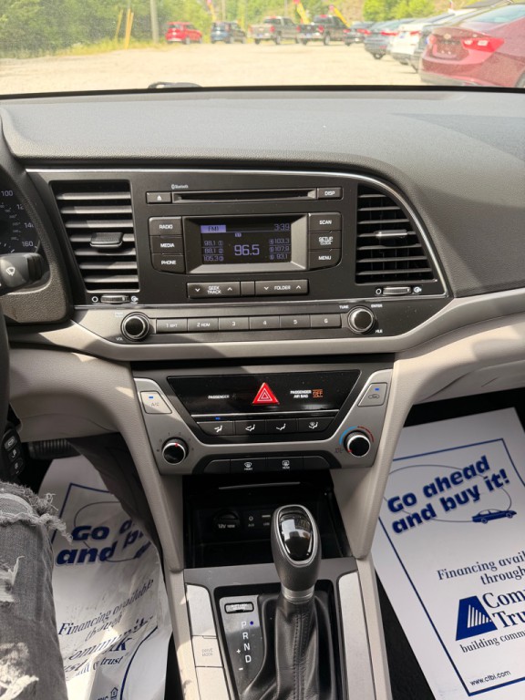 2018 Hyundai Elantra Image 6
