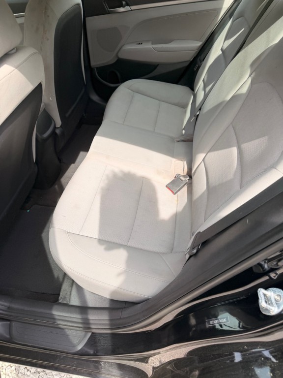2018 Hyundai Elantra Image 7