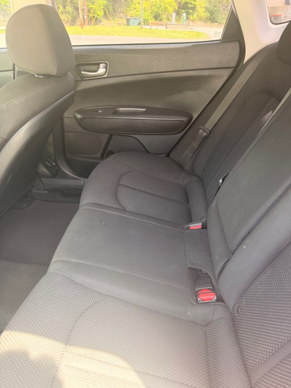 2019 Kia Optima Image 7