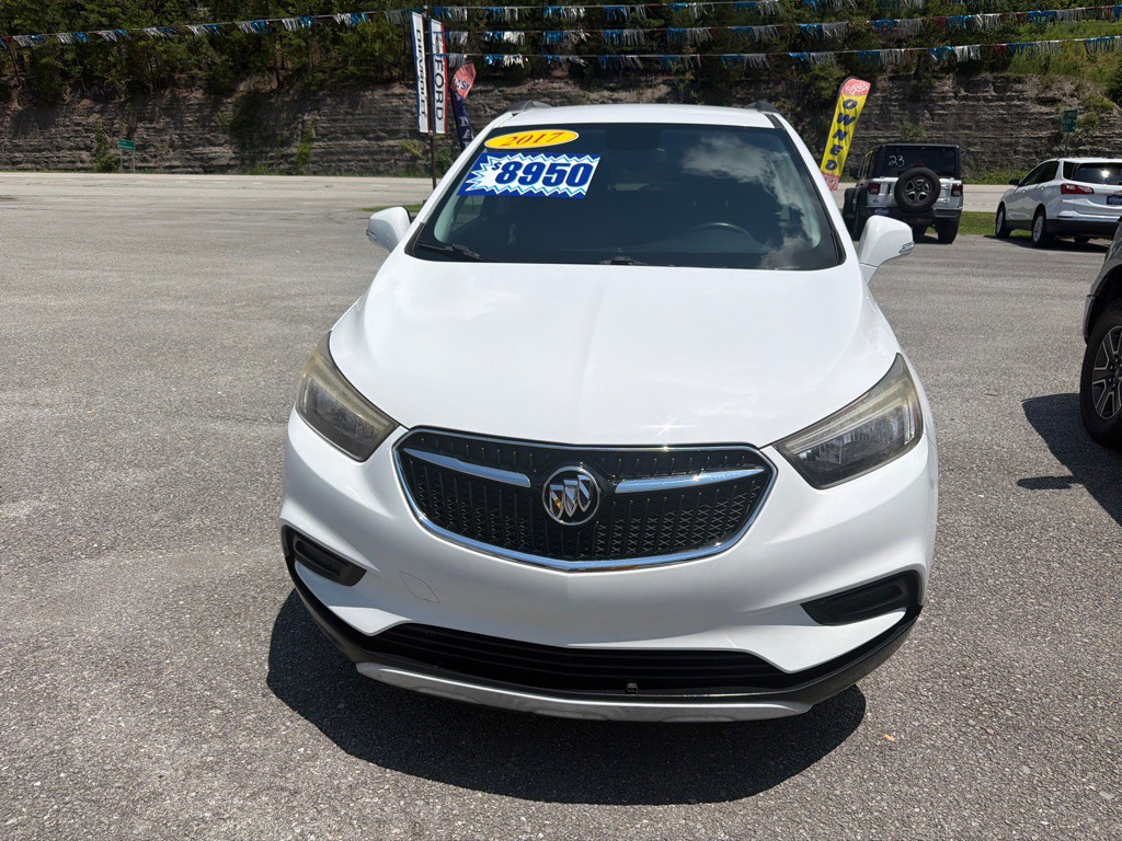 2017 Buick Enclave Image 2
