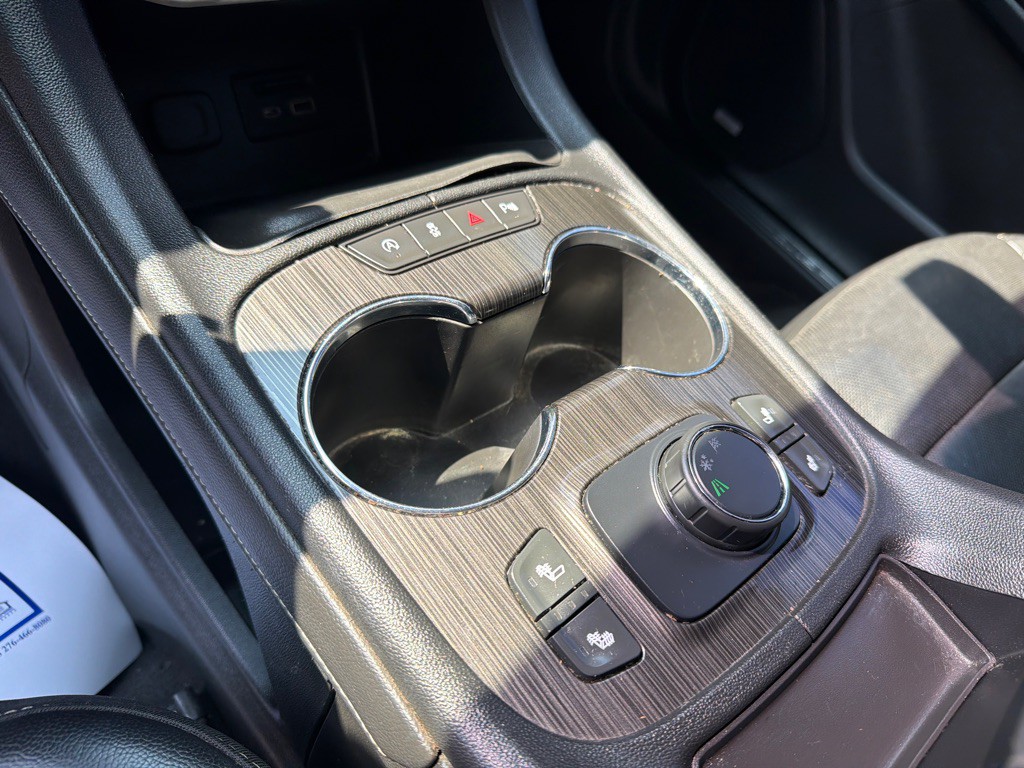 2020 GMC Acadia Image 9