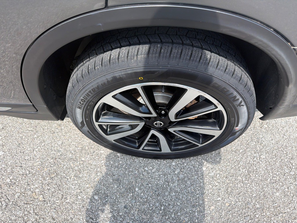 2020 Nissan Rogue Image 8