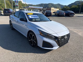 Image for 2023 Nissan Altima SR ID: 7546334