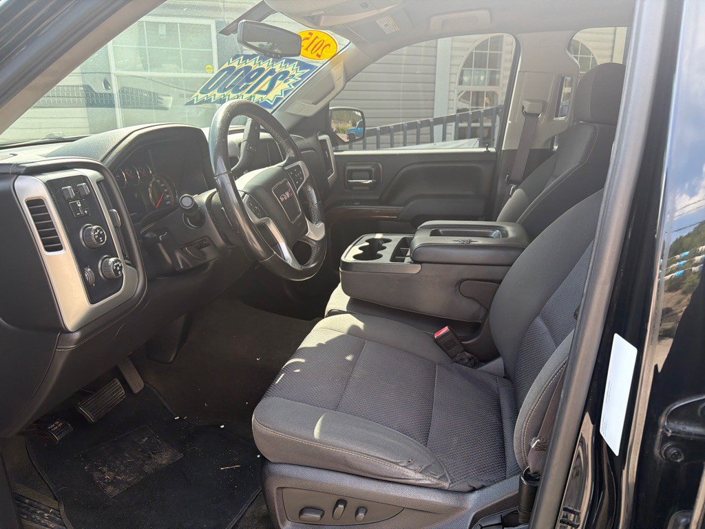 2015 GMC Sierra Image 4