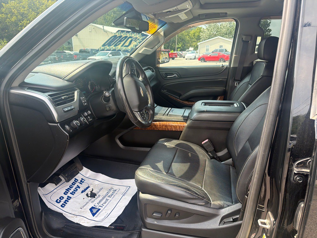 2017 Chevrolet Tahoe Image 4