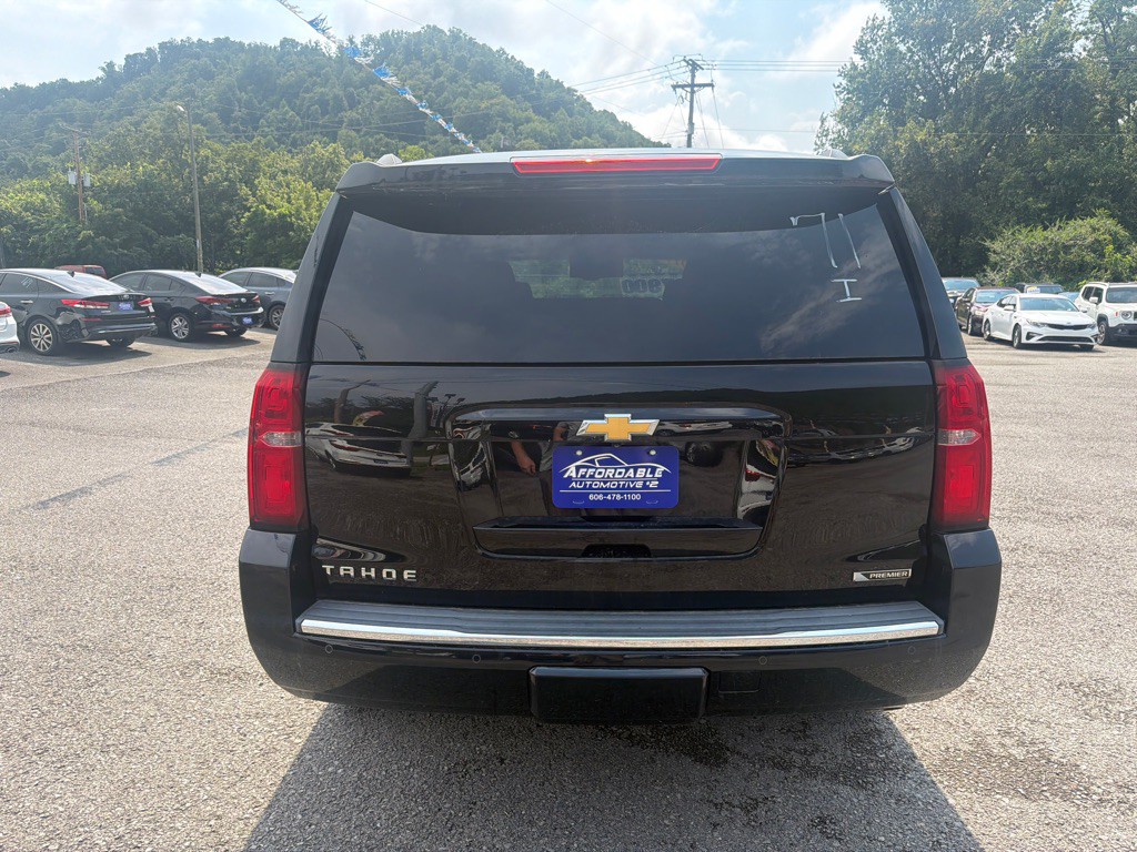 2017 Chevrolet Tahoe Image 10