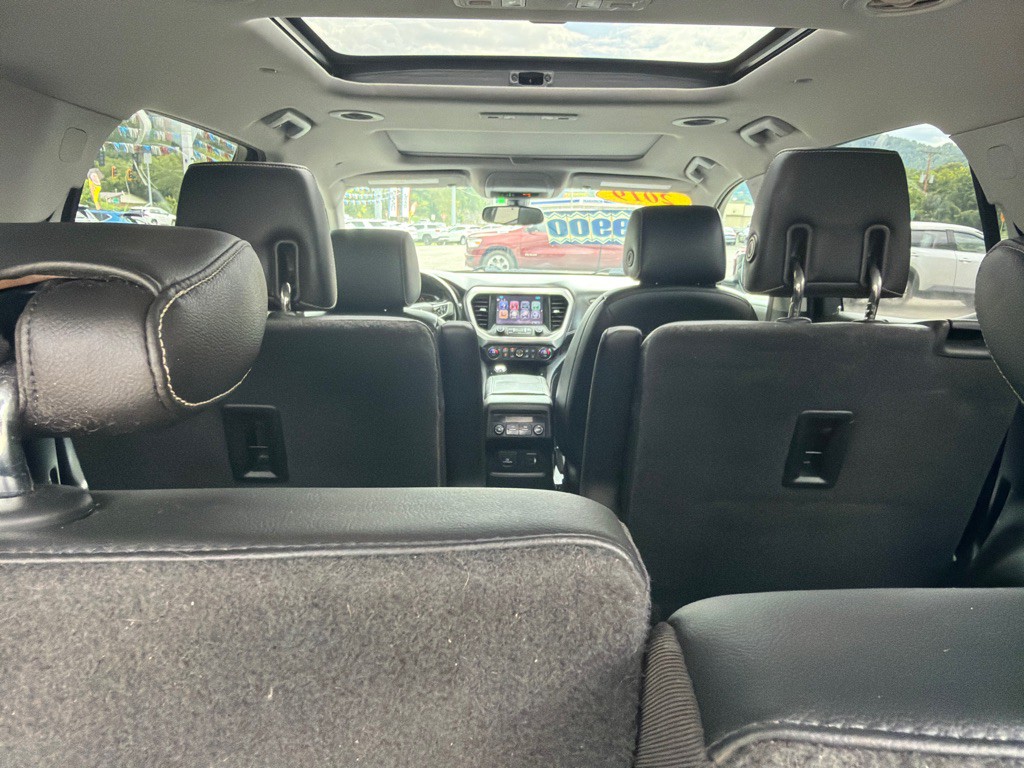2019 GMC Acadia Image 16