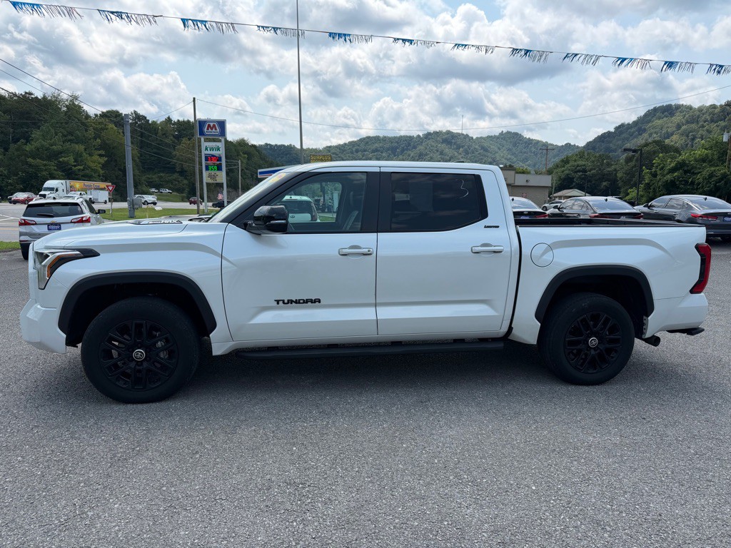 2024 Toyota Tundra Image 4