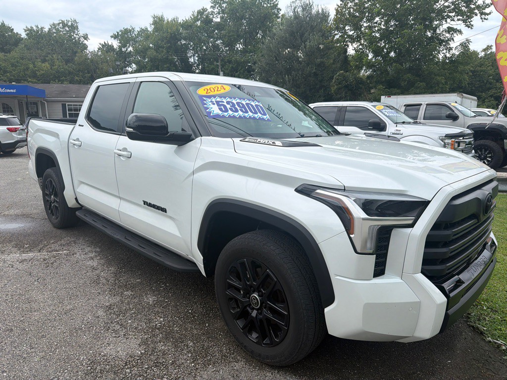 2024 Toyota Tundra Image 1