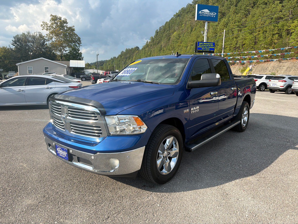 2017 RAM 1500 Image 3
