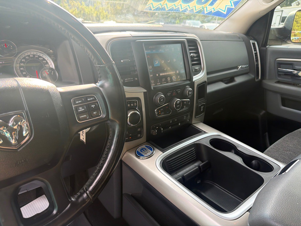 2017 RAM 1500 Image 6
