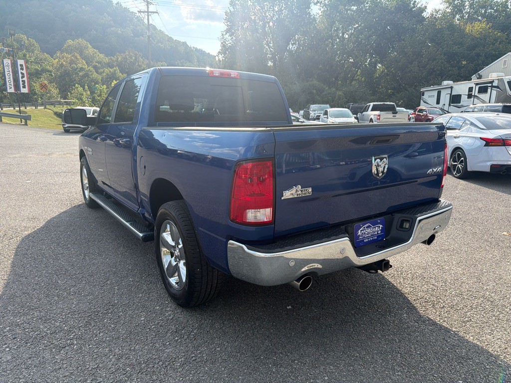 2017 RAM 1500 Image 12