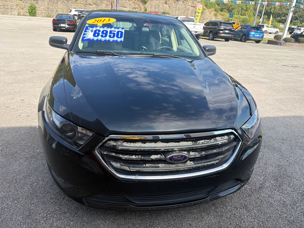 2013 Ford Taurus Image 2
