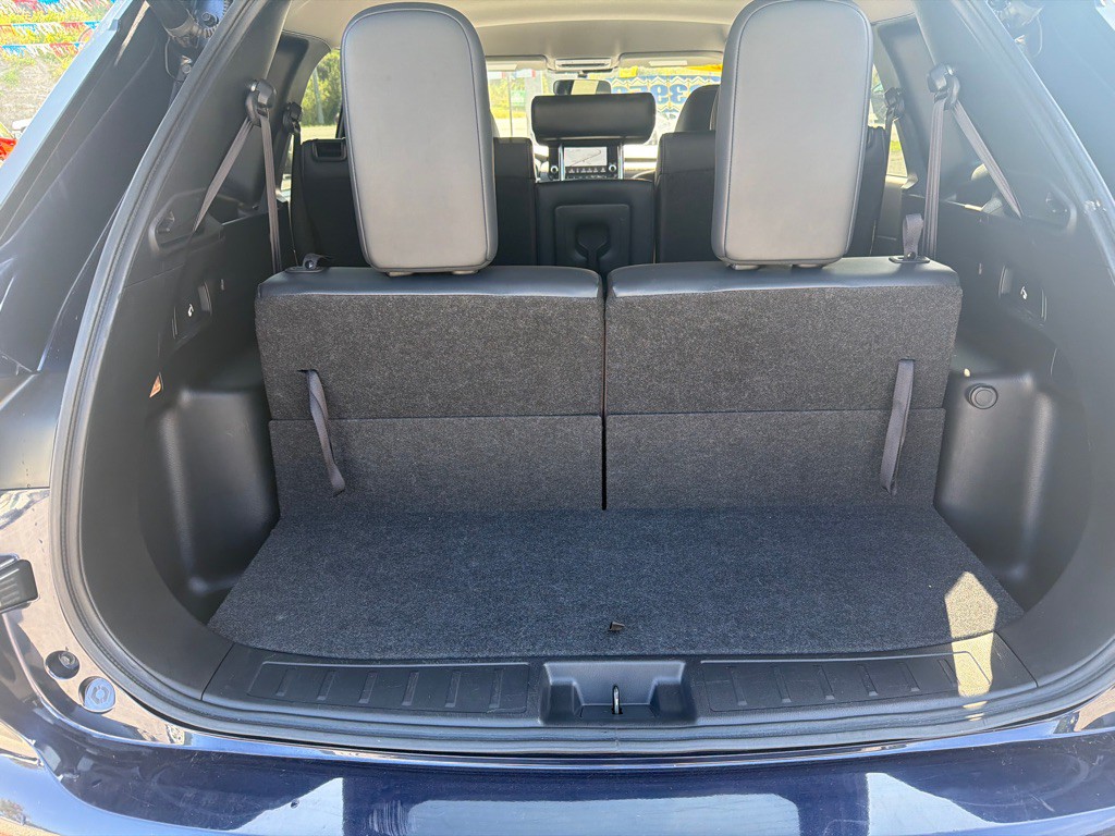 2024 Mitsubishi Outlander Image 8