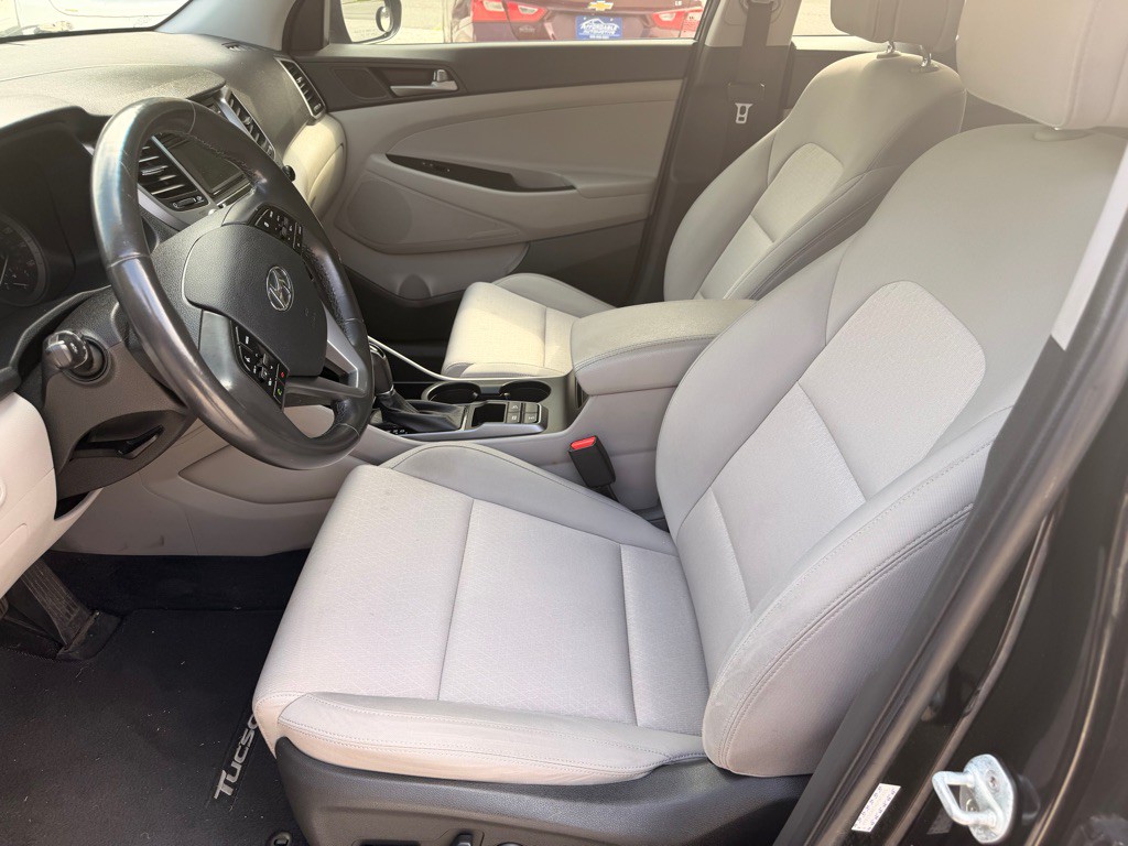 2017 Hyundai Tucson Image 5