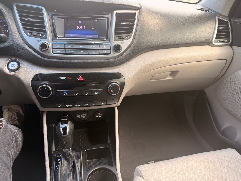 2017 Hyundai Tucson Image 7