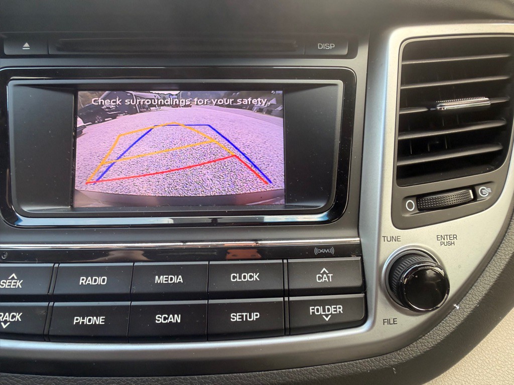 2017 Hyundai Tucson Image 8