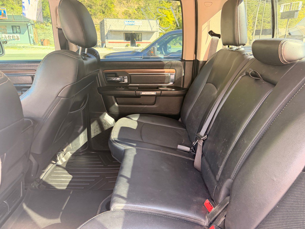 2017 RAM 1500 Image 9