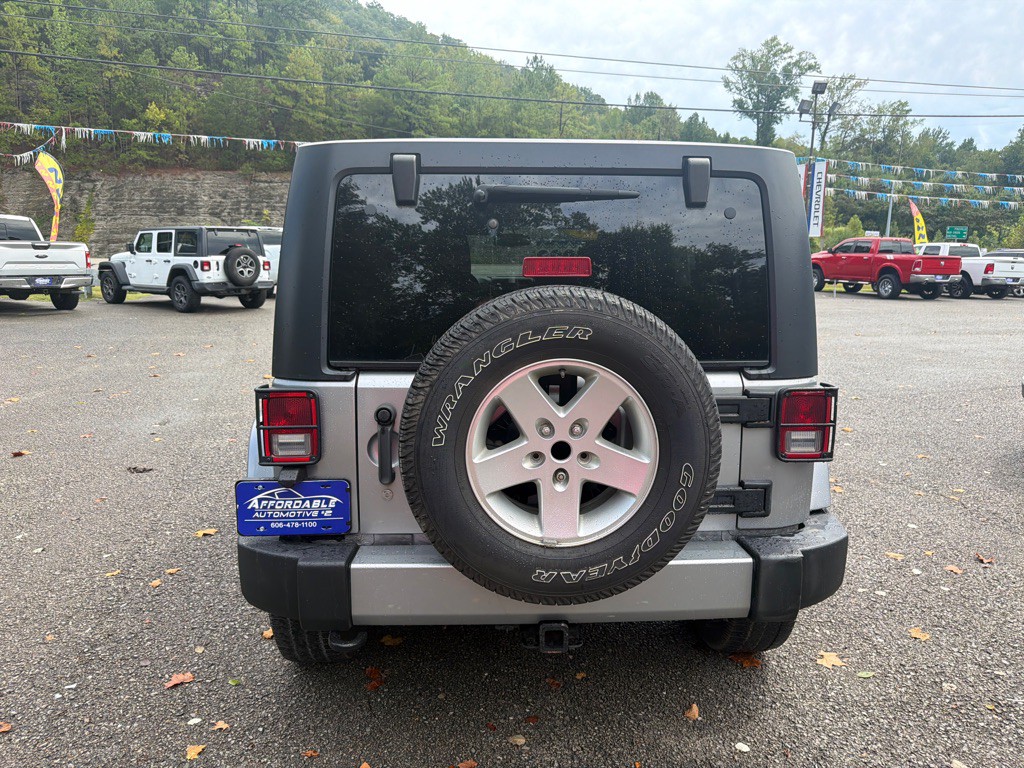 2014 Jeep Wrangler Unlimited Image 8