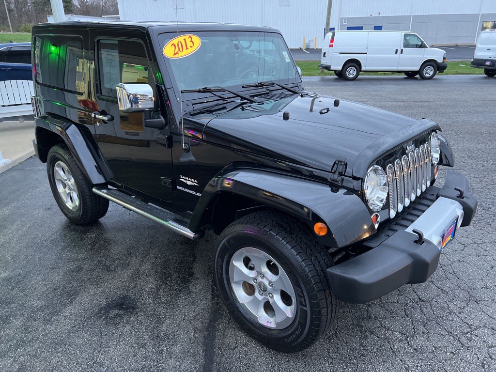 2013 Jeep Wrangler Image 12