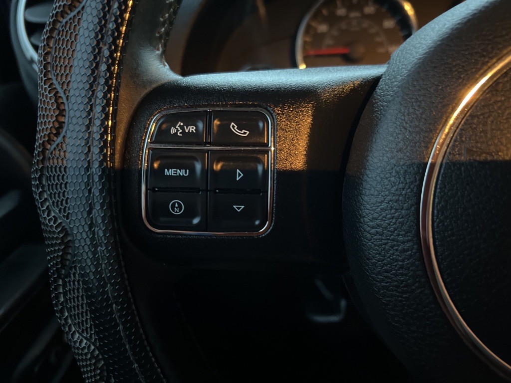 2013 Jeep Wrangler Image 19