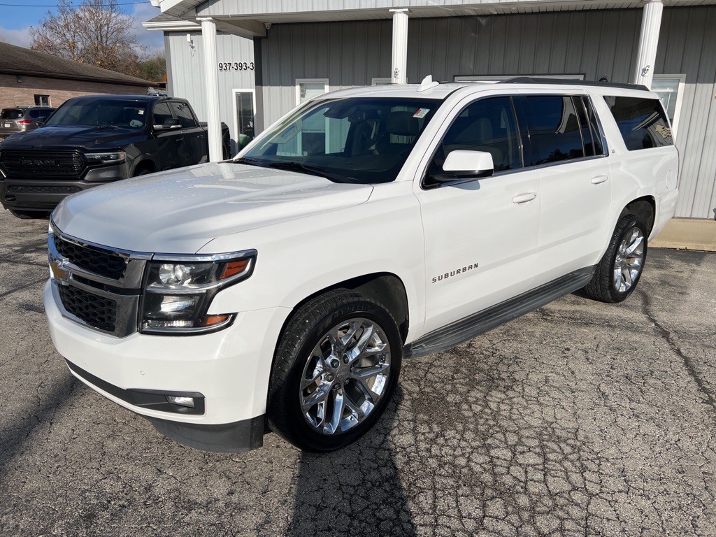 2018 Chevrolet Suburban Image 3