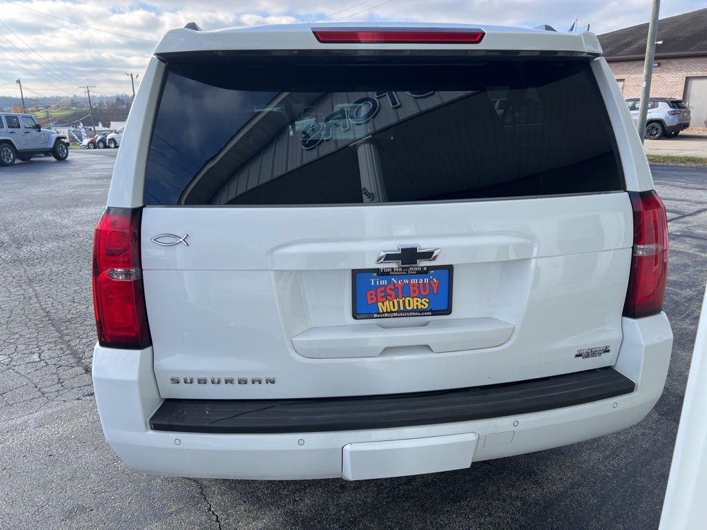 2018 Chevrolet Suburban Image 7